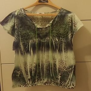 Short sleeve top